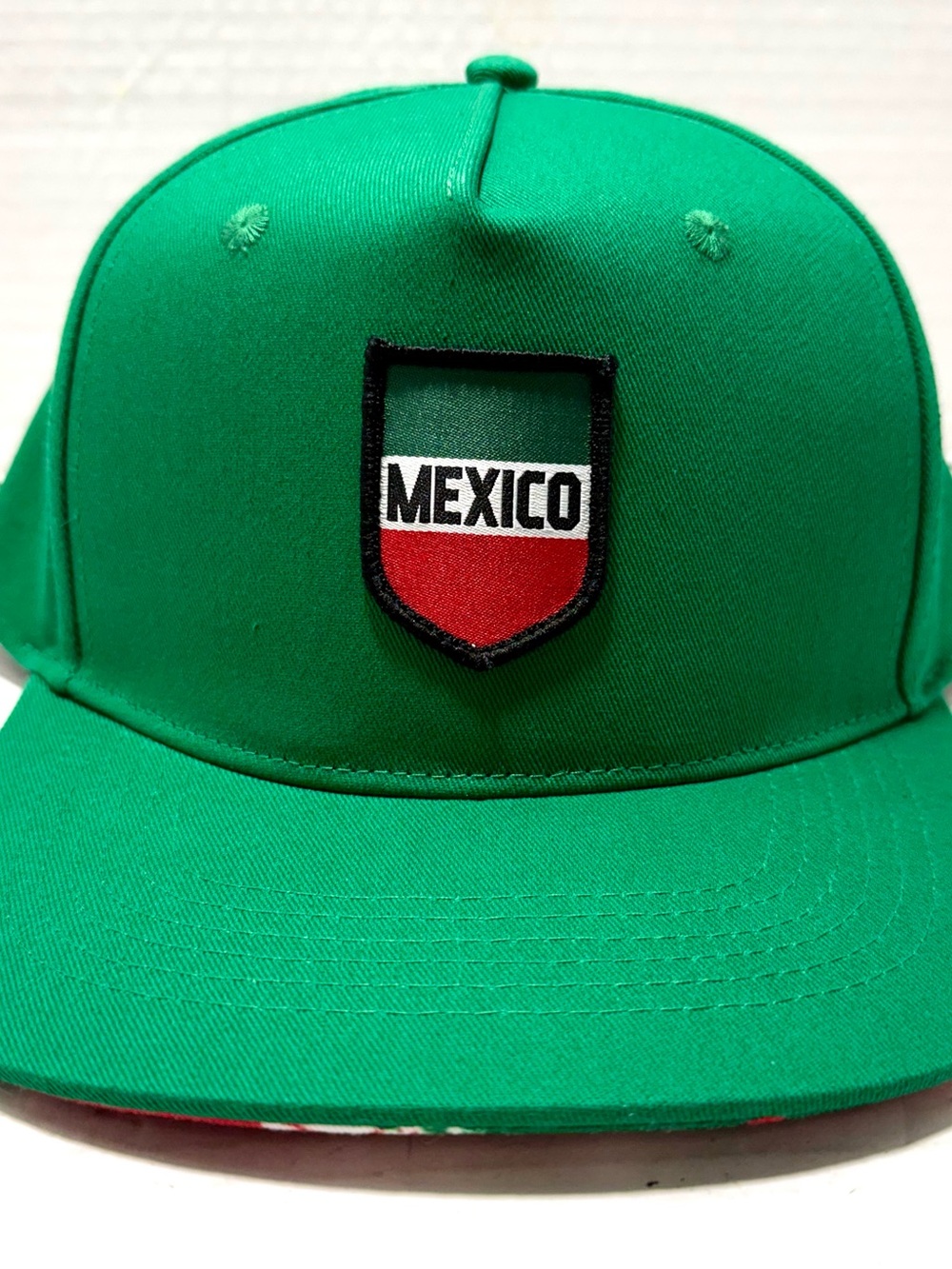 Umbro Mexico Futbol soccer fifa Shield Green Snapback Cap